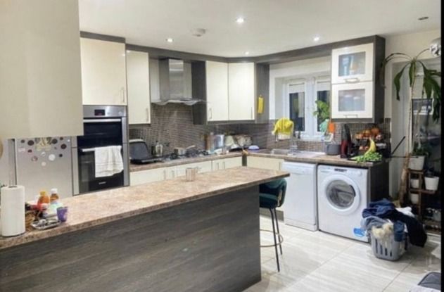 Property photo 2 of 3