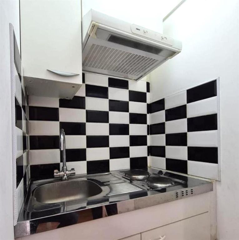 Property photo 3 of 4 Kitchen