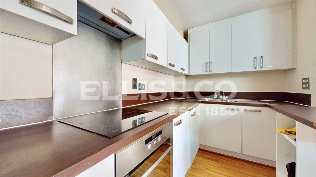 Property photo 3 of 17 Picture No. 09