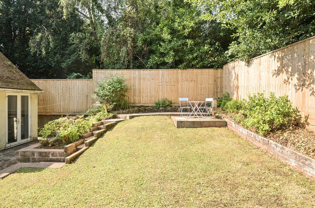 Property photo 2 of 22 1336671-4-6899Ba8...