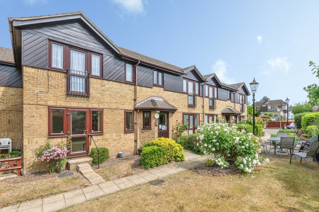 Property photo 1 of 18 Pbox-Img.Jpg