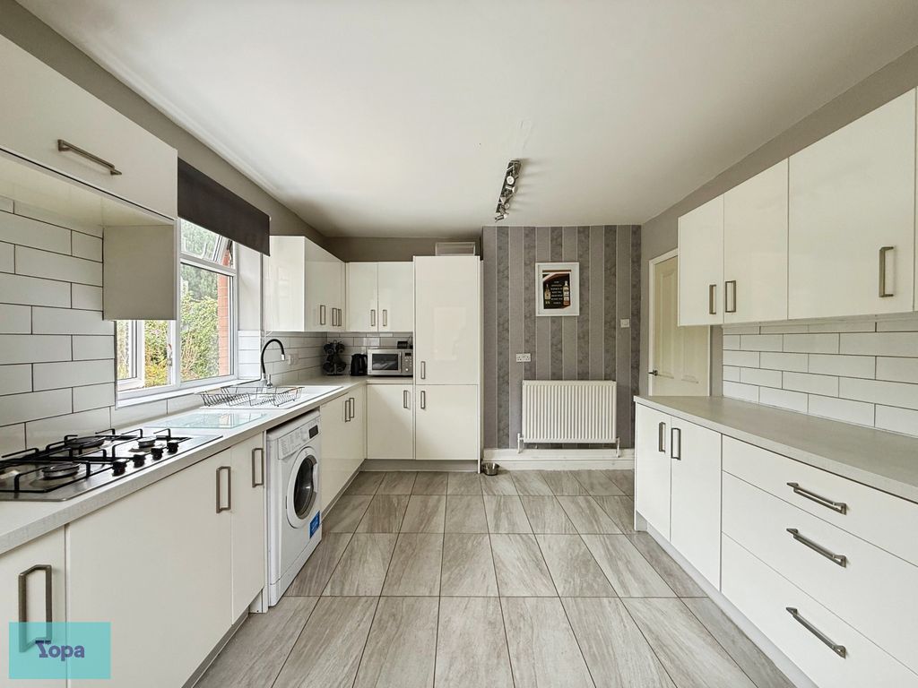 Property photo 2 of 16 C67Fcfe8--4567-85A6-D4E09A9C25F6-32735-000005706C0Af31F