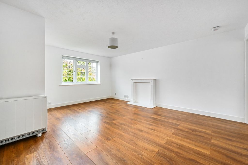 Property photo 2 of 11 Picture No. 04