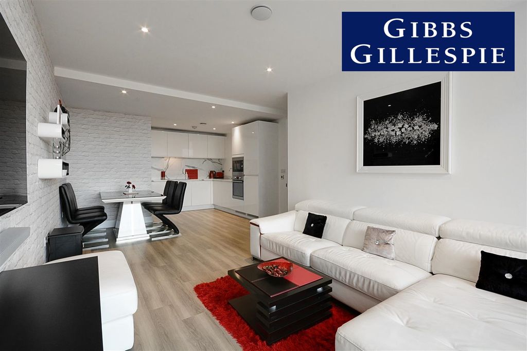 Property photo 1 of 13 1