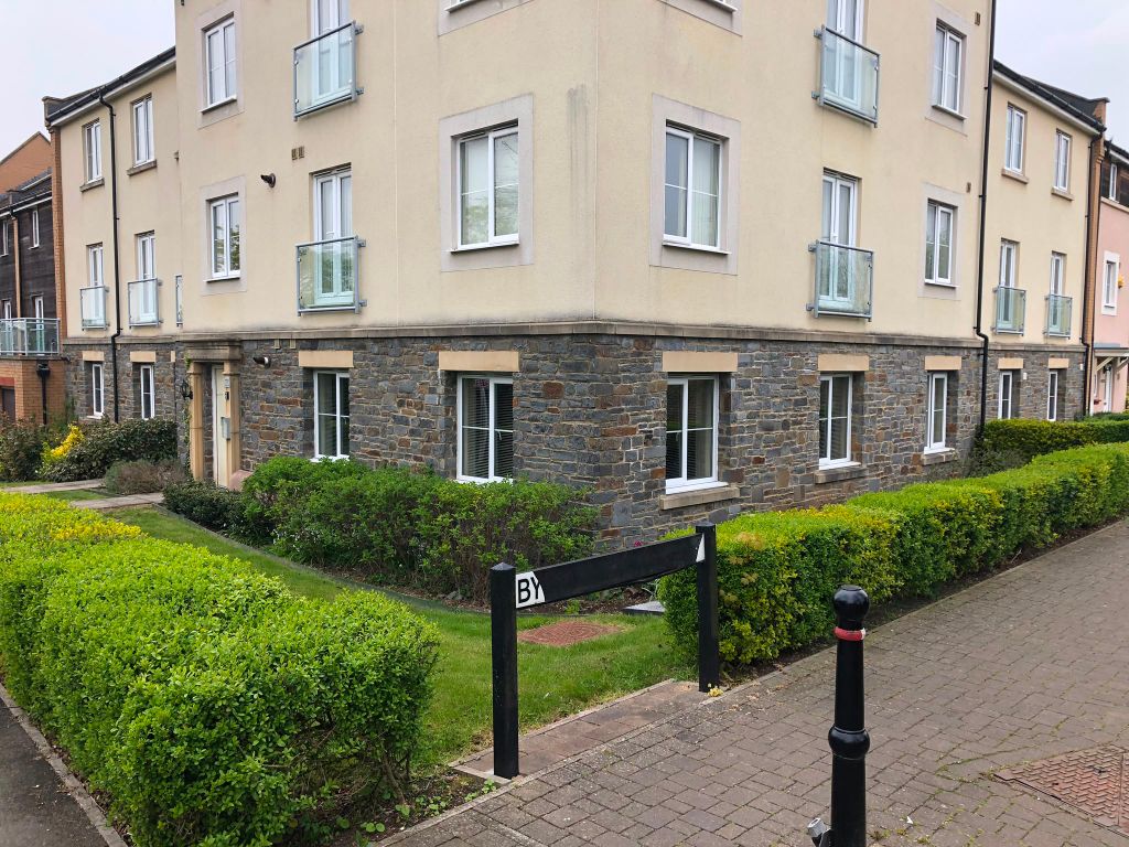 Property photo 1 of 9 Original-396Acfd9-C001-4D32-A2D0-Fead93C2Cb47.Jpeg