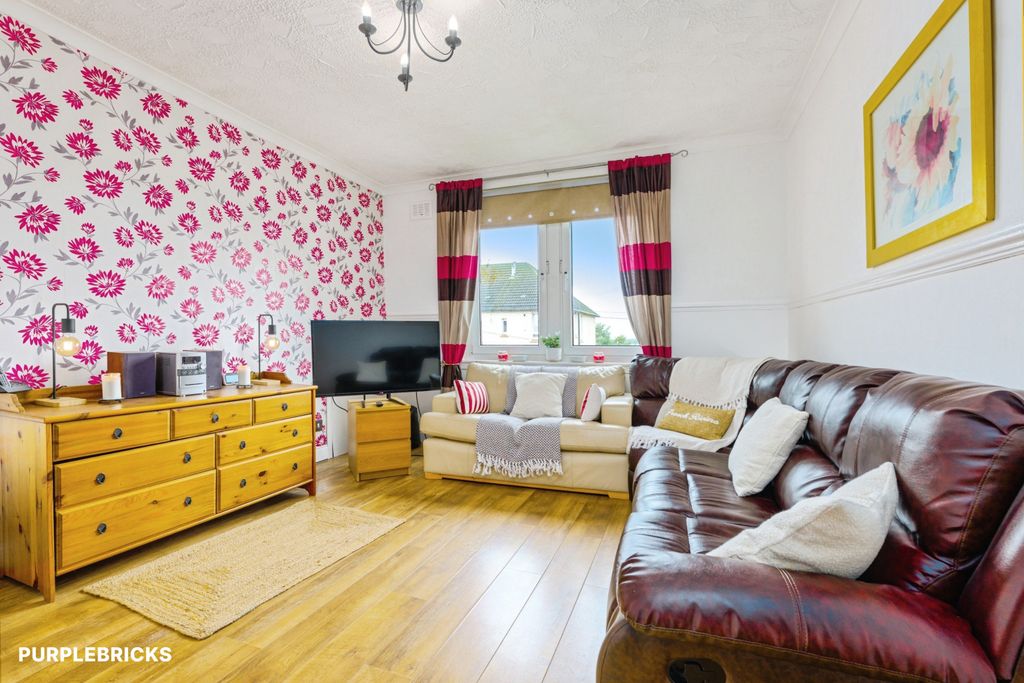 Property photo 2 of 24