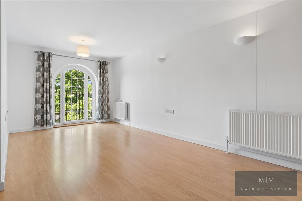 Property photo 3 of 15 Angel Court 23 MV-8.Jpg