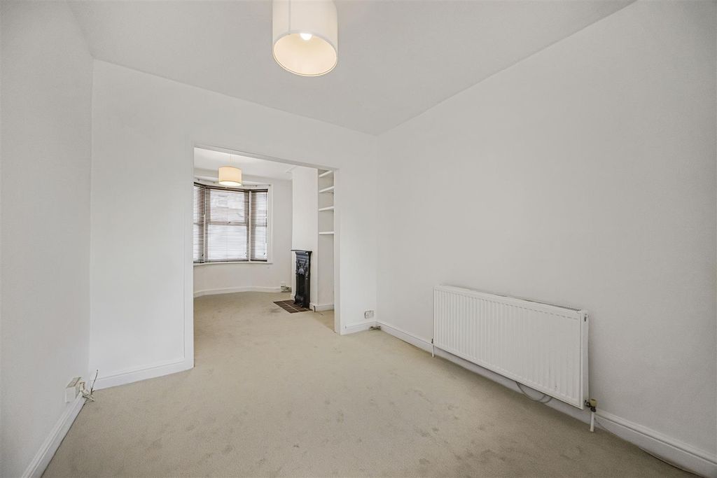 Property photo 3 of 15 3.Jpg