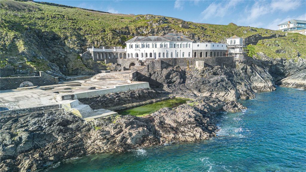 Additional image 13 of 3 bed flat for saleEsplanade Road, Newquay, Cornwall TR7
