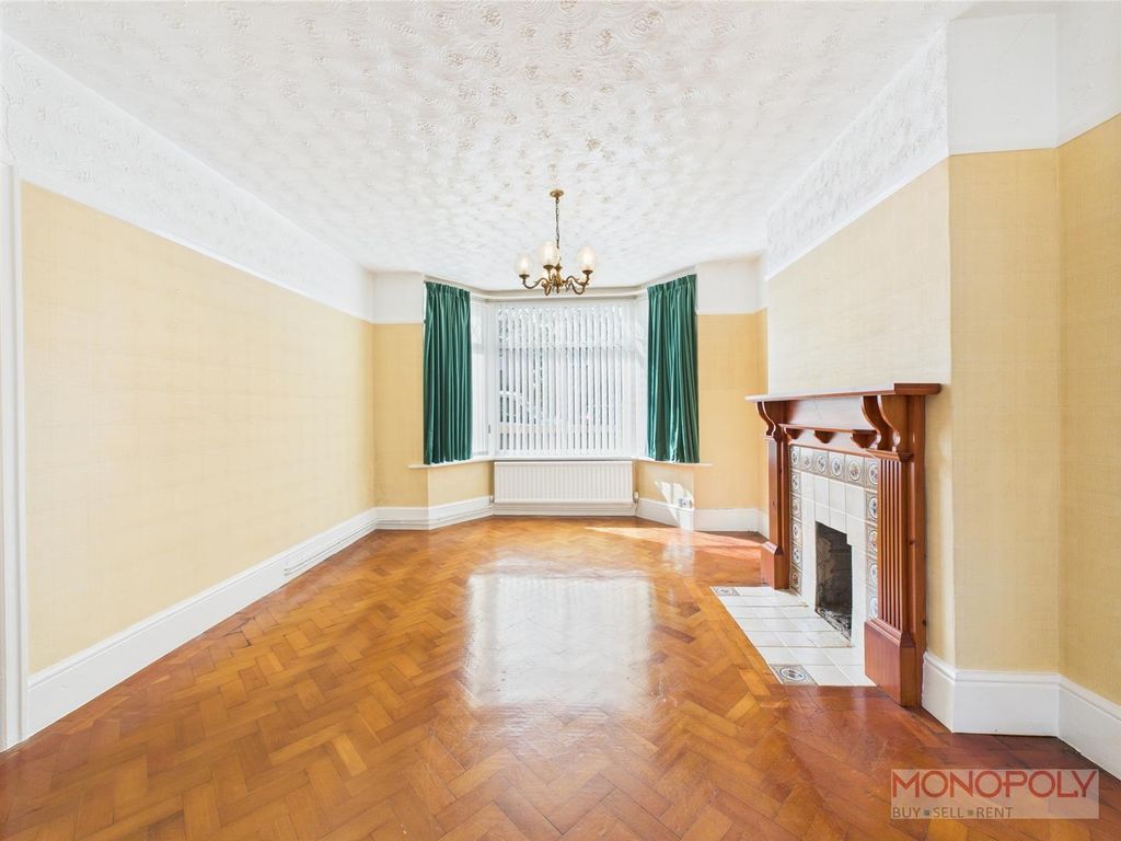 Property photo 2 of 19 Cam04439G0-Pr0037-Still008.Jpg