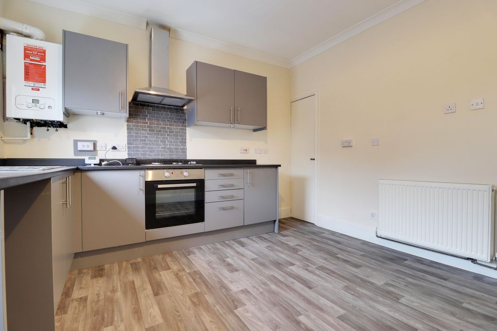 Property photo 3 of 12 3