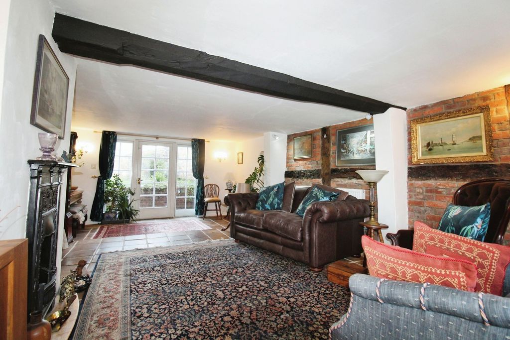 Property photo 1 of 22