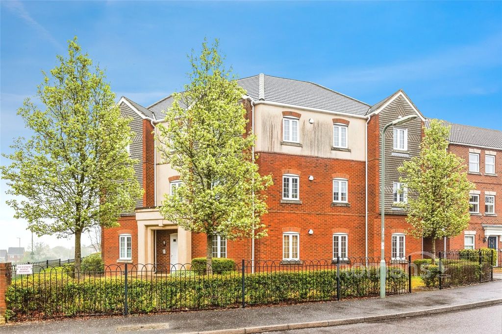 Property photo 1 of 8 Picture No. 17