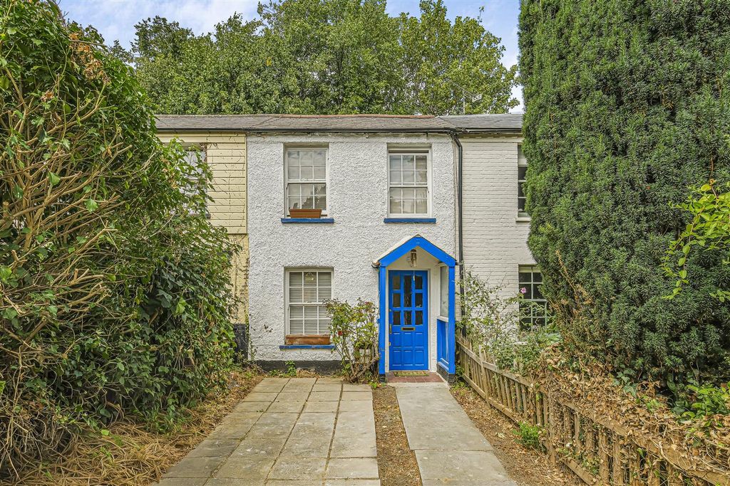 Property photo 2 of 22