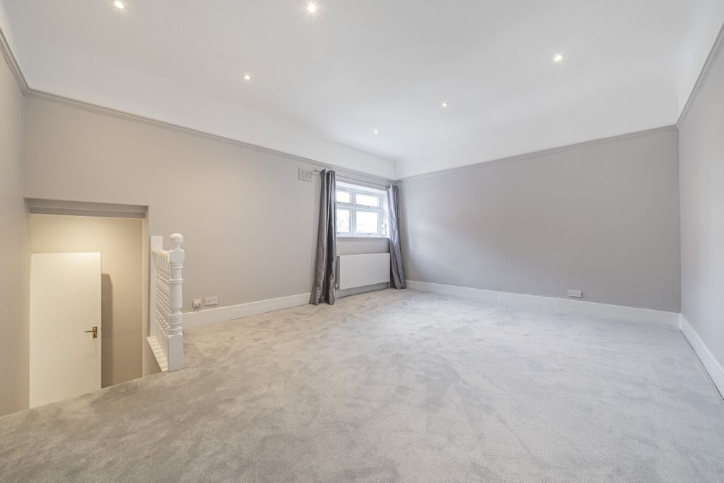 Property photo 1 of 8 1140847 (3)