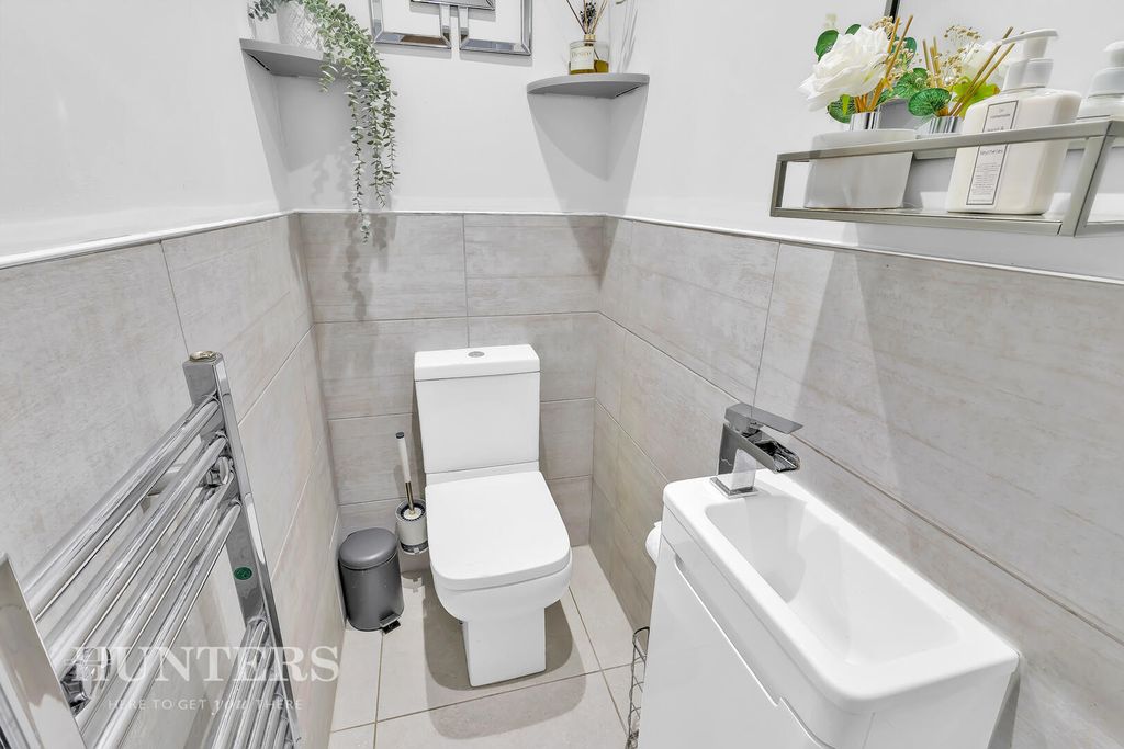 Property photo 2 of 41 WC