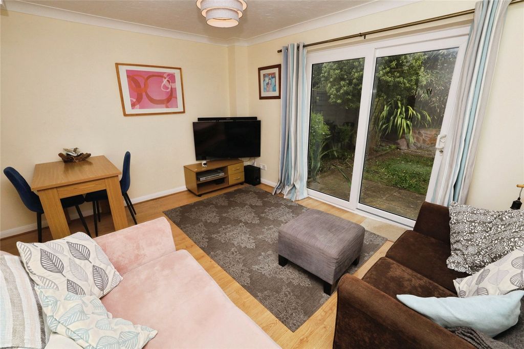 Property photo 2 of 14 Picture No. 08