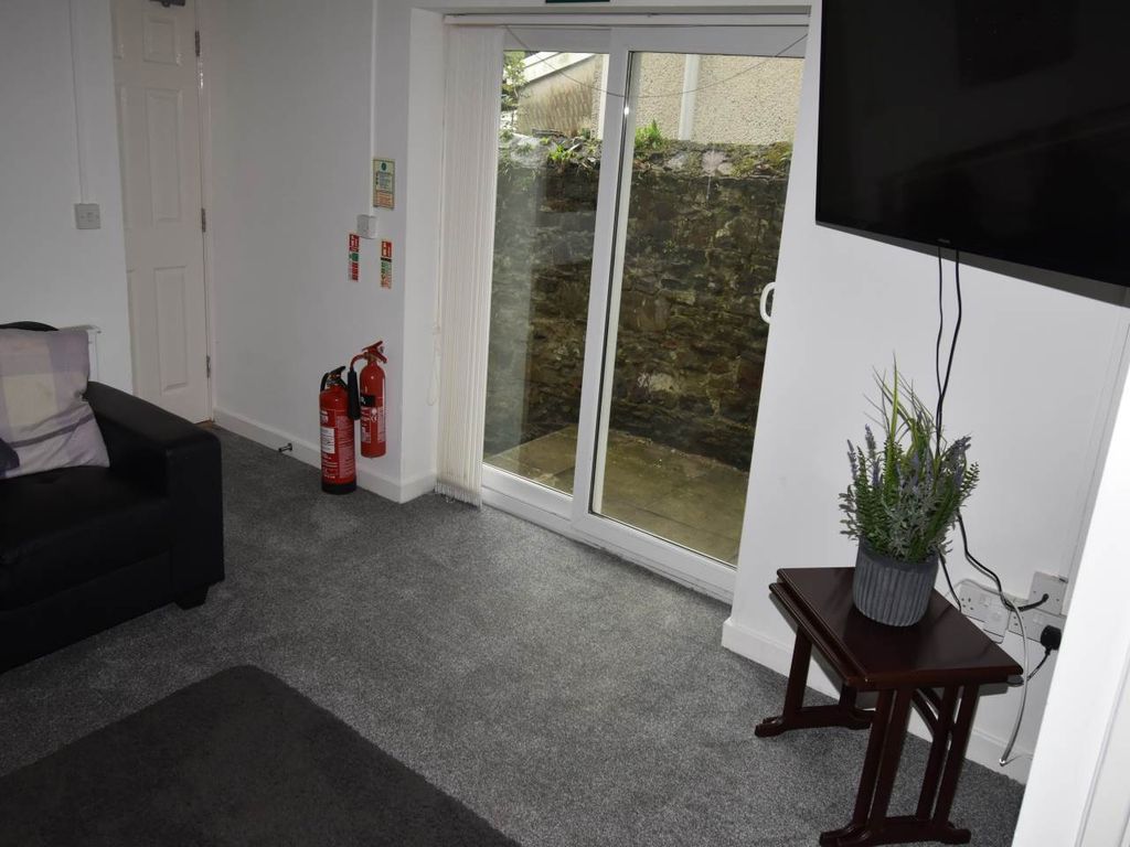 Property photo 3 of 13 Dsc_0150