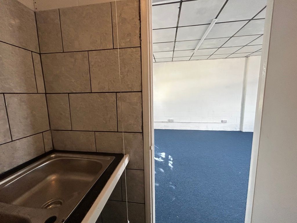 Property photo 3 of 6 Photo 2