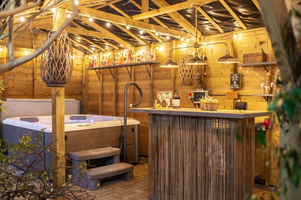 Property photo 3 of 30