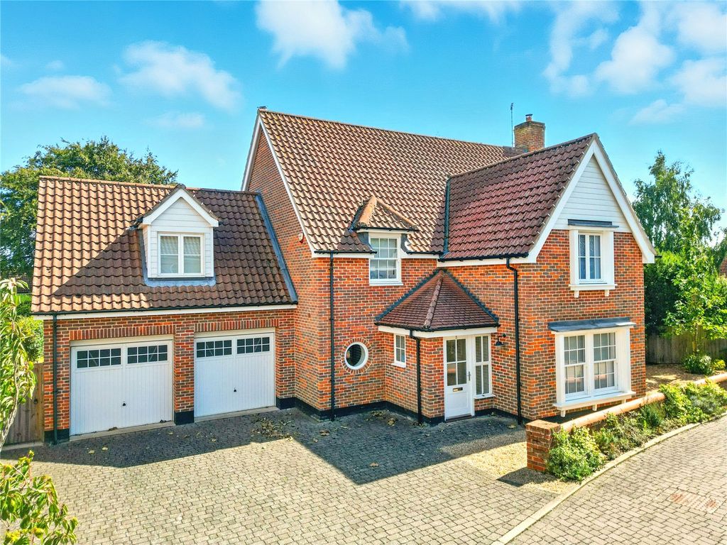 Property photo 1 of 13 5 St. Andrews Close