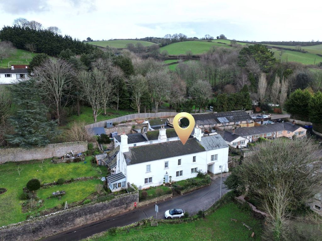 Property photo 1 of 26