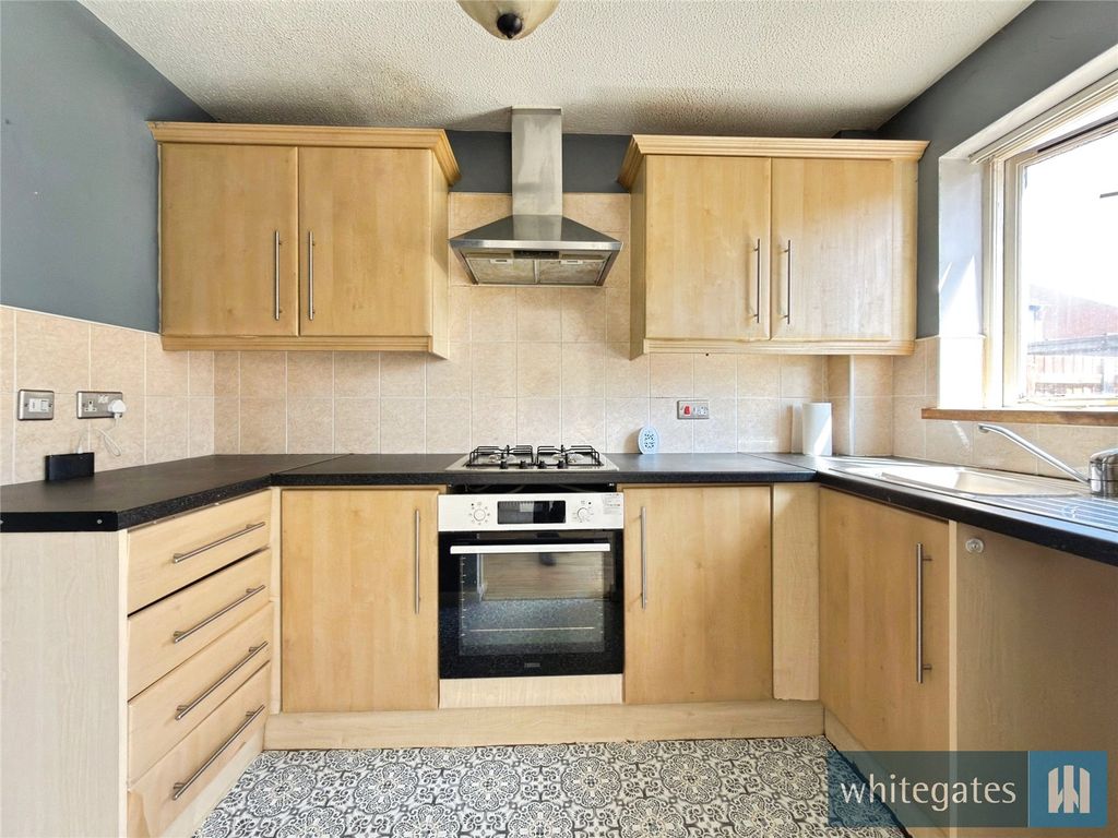 Property photo 3 of 16 Picture No. 16
