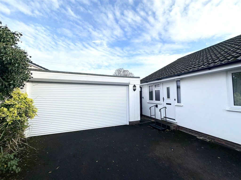 Property photo 3 of 32 Picture No. 65