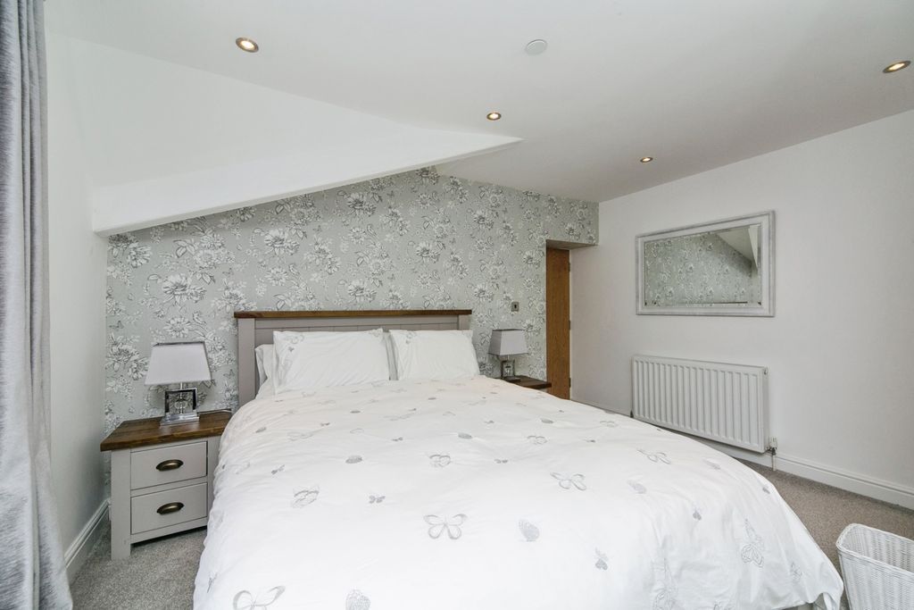 Additional image 9 of 2 bed flat for saleAbbey Road, Llandudno, Conwy LL30