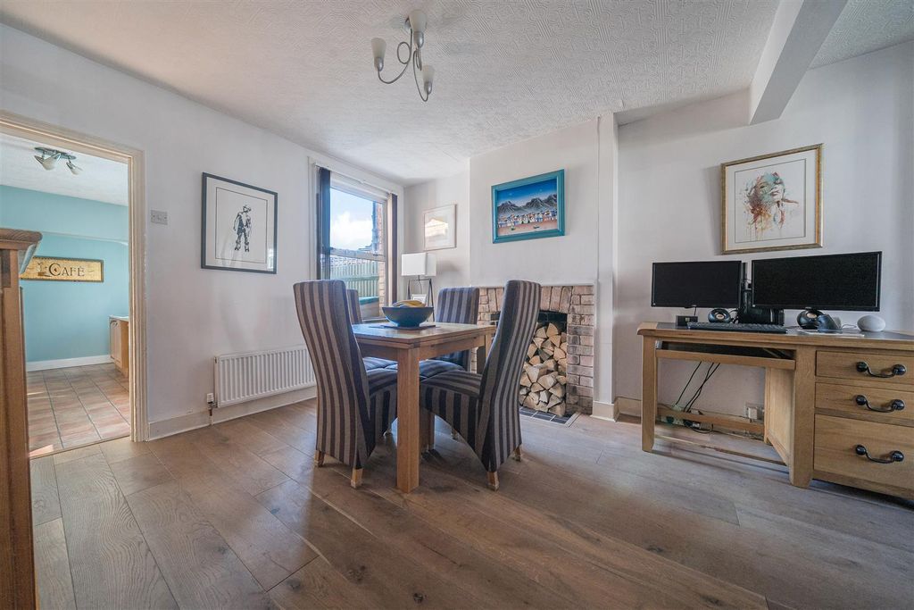 Property photo 3 of 15 1429160-3-19d00589519d3.Jpg