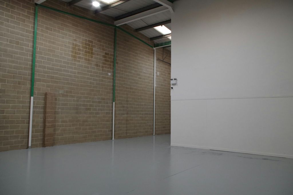 Property photo 2 of 6 Imgp4346.Jpg