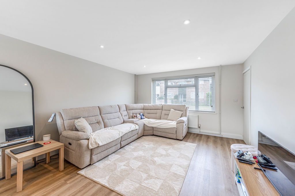 Property photo 2 of 18 Photo 9