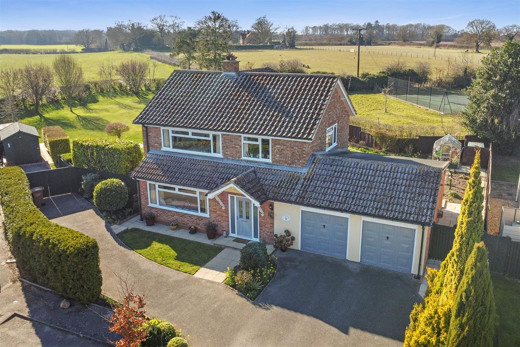 Property photo 1 of 25 Front Aerial