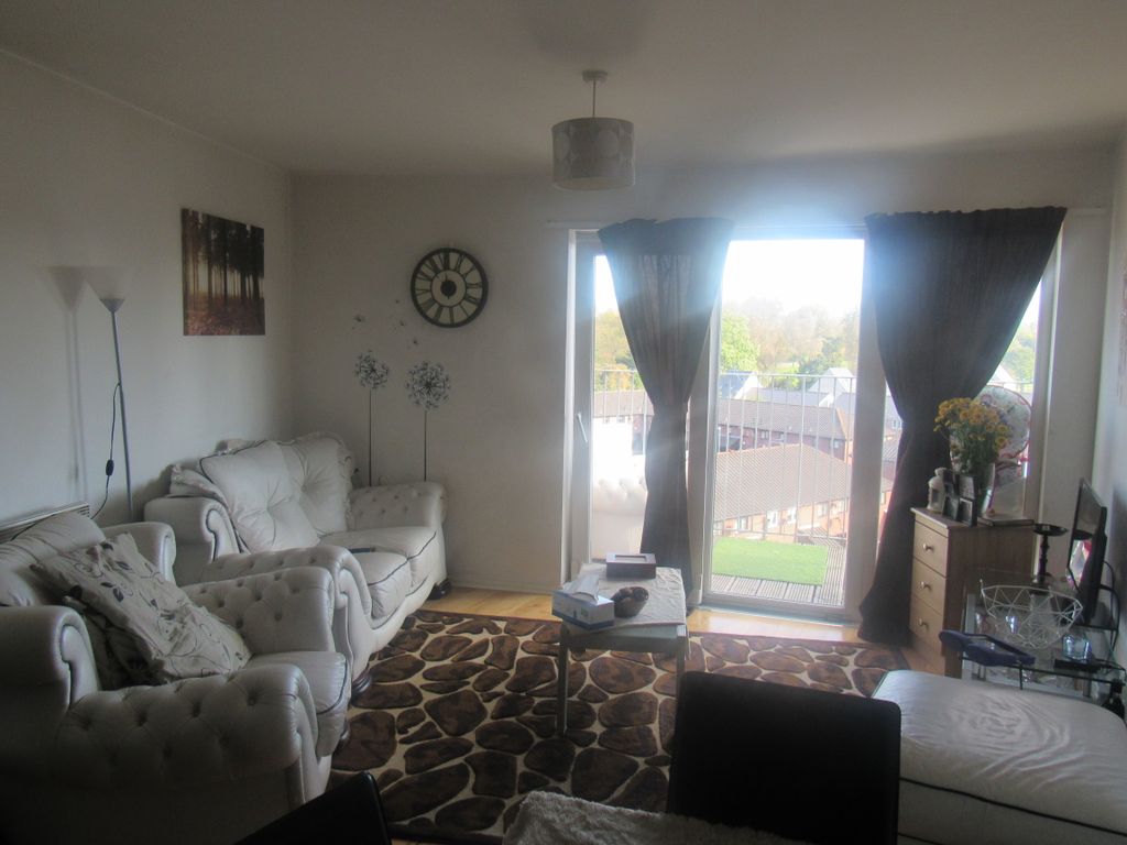 Property photo 2 of 8