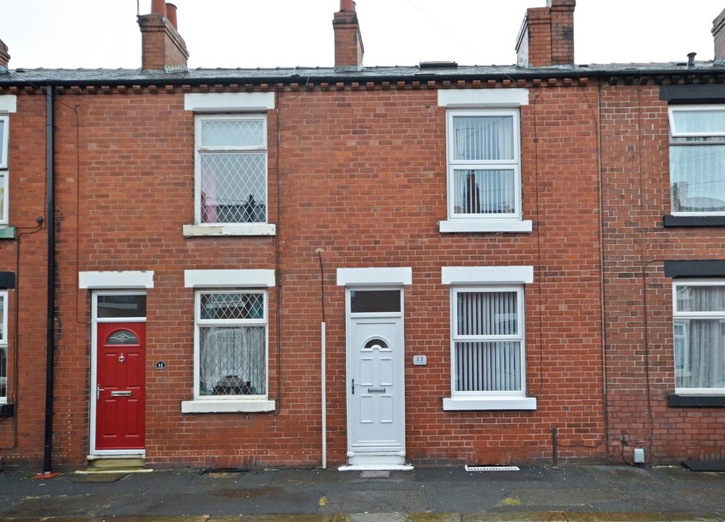 Property photo 1 of 6