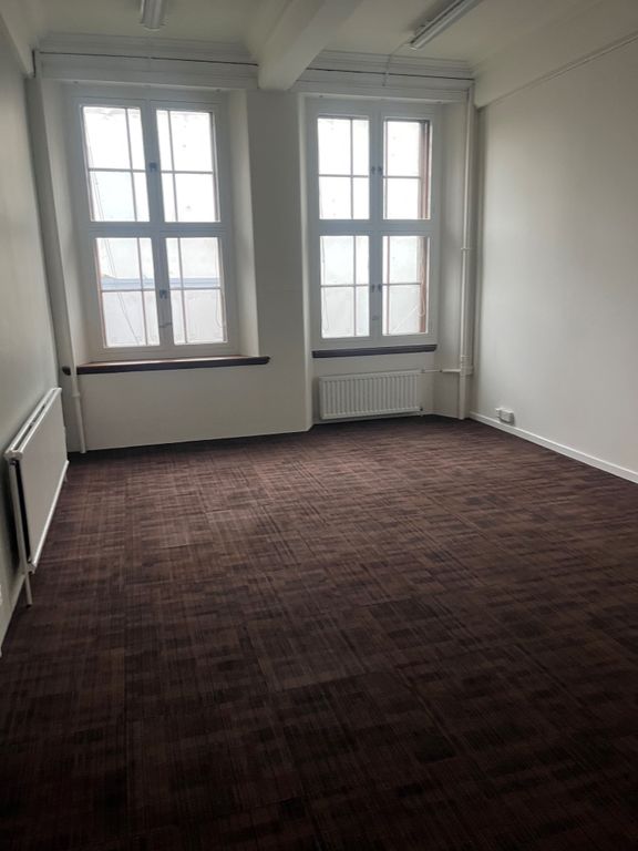 Property photo 2 of 6 Ground Floor Suite