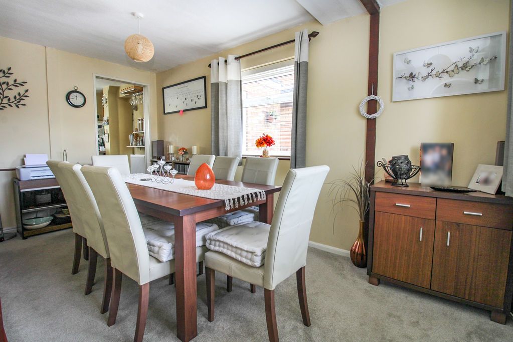 Property photo 3 of 15 Dining Room