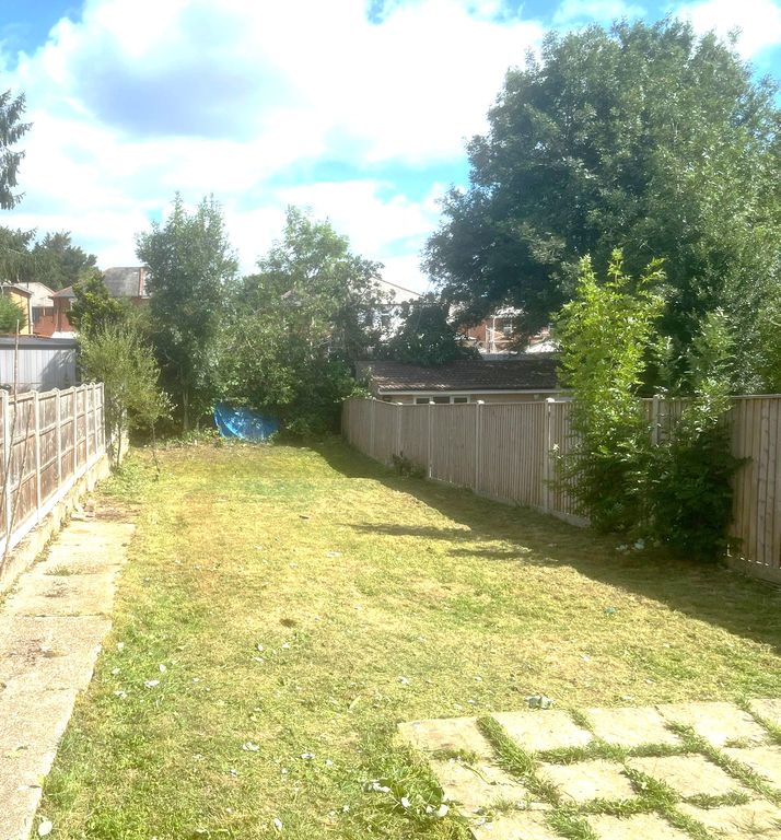 Property photo 2 of 10 Images