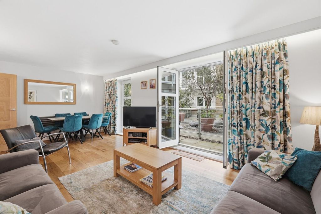 Property photo 1 of 20 15_014_Img_8666.Jpg