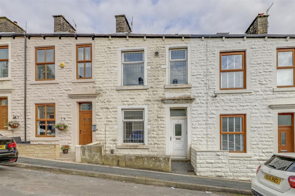 Property photo 1 of 14 cm2A7729-cm2A7733-1.Jpg
