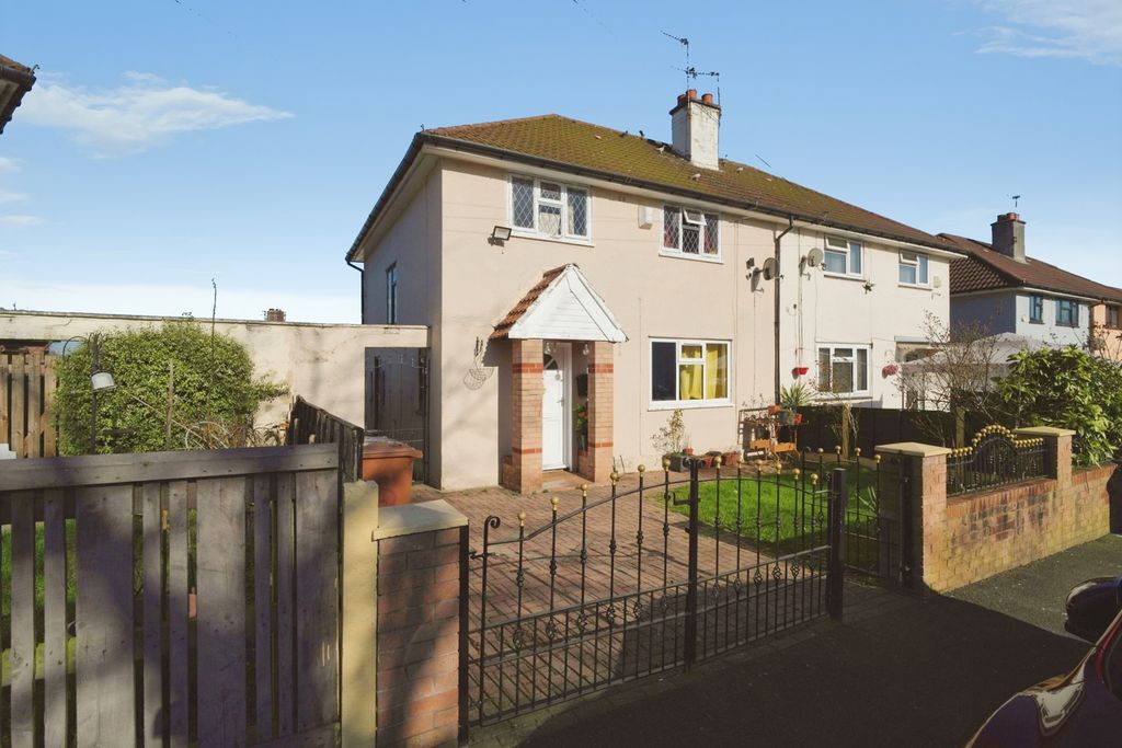 Property photo 1 of 20 External