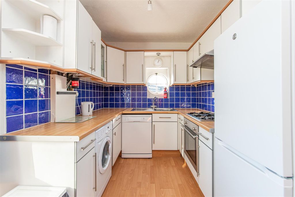 Property photo 2 of 21 Edit-9355.Jpg