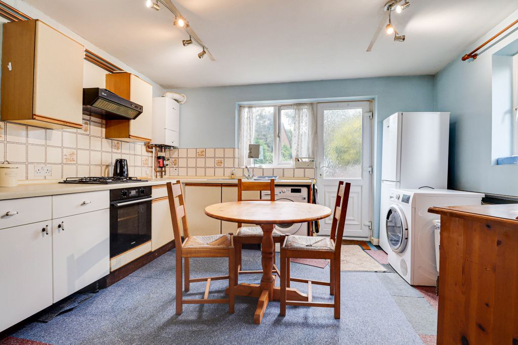 Property photo 3 of 13 Kitchen/Diner