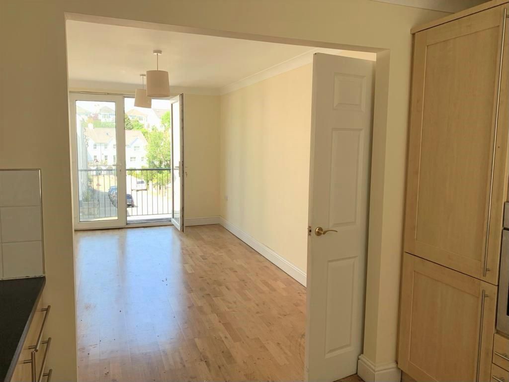 Property photo 2 of 17 Open Plan Kitch Dining.Jpg