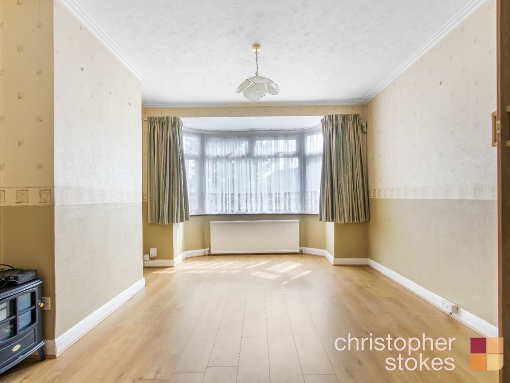 Property photo 2 of 16 3943995