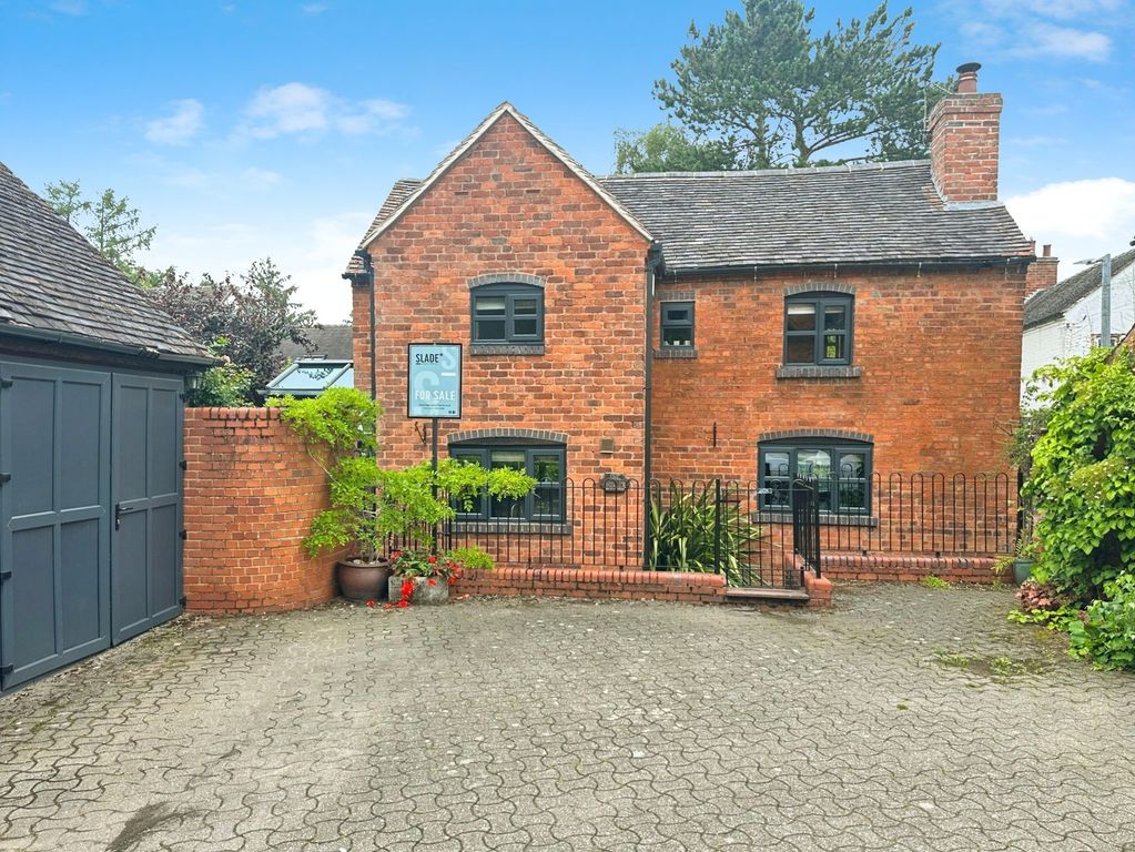 Property photo 2 of 42