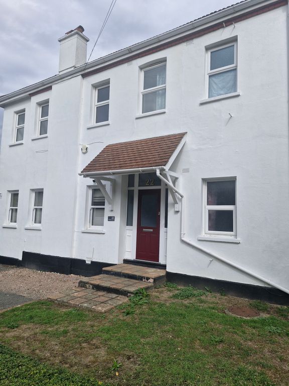 Property photo 1 of 5