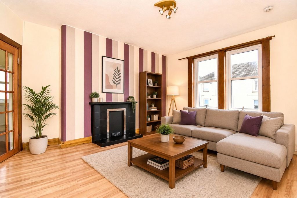 Property photo 1 of 10 Lounge Virtually Staged
