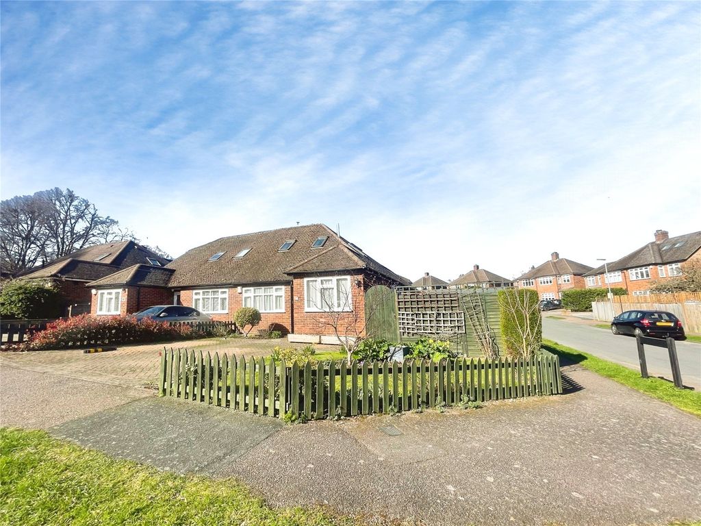 Property photo 2 of 18 Picture No. 24