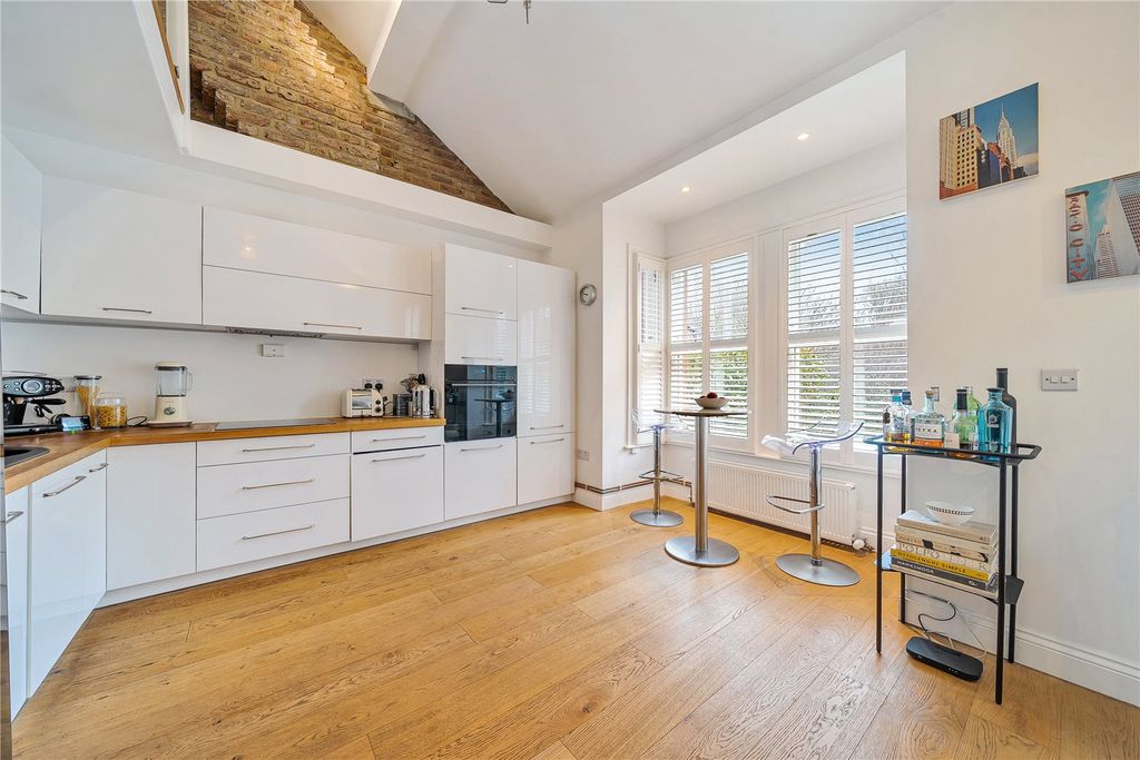 Property photo 3 of 16 Picture No. 05